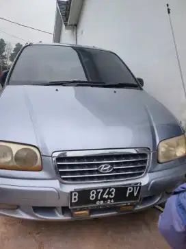Hyundai trajet DOHC JUAL CEPAT