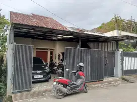 Murah Jual Rumah Siap Huni Carport 3 Mobil di Margahayu Raya Buah Batu