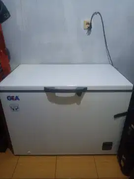 Gea frezzer tipe AB 318 R