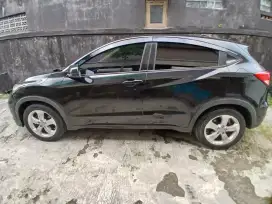 HONDA HR-V S AT (2016)