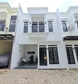 Rumah minimalis 2 lantai dalam cluster di Jagakarsa