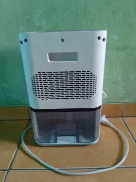 Dehumidifier simplus CUSH002