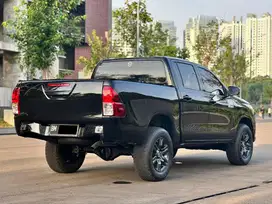 TOYOTA HILUX 2.5 E VNT M/T DOUBLE CABIN 4x4 2015/2016 G