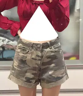Bershka army shorts