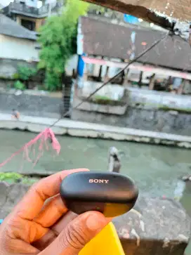 TWS Sony wf-1000xm5 good condition