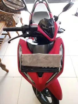 VARIO 150 MERAH DOFF