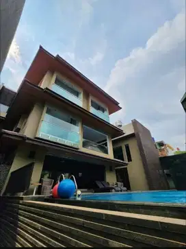 DIJUAL RUMAH LUX AREA CIPEDES SAYAP SUKAJADI BANDUNG UTARA