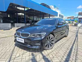 Low KM BMW 320i 2.0 M Sport Bensin-AT 2022 6JH