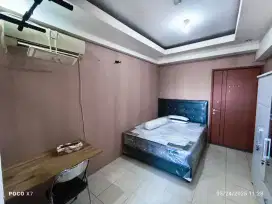 Disewakan Studio di Apartemen Green Lake View Ciputat