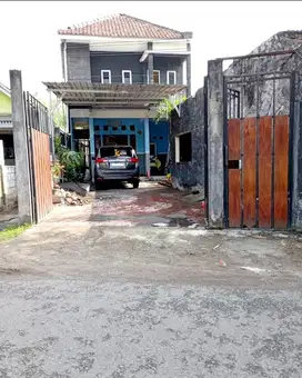 Rumah 2lt nol jalan halaman luas