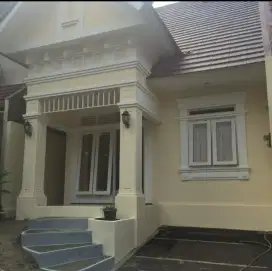 Disewakan Cepat!! Rumah Kompleks Cirendeu Dekat MRT Lebak Bulus