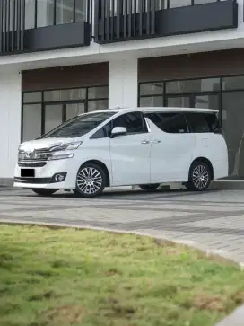 Toyota Vellfire G 2017