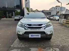 DP 5JT Isuzu MU-X 2.5 Solar-AT 2015 Putih CPJJB