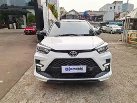 DP 5JT Toyota Raize 1.0 GR Sport Two Tone Bensin-AT 2021 Putih CNZRB