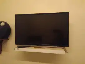 TV LED 32 inc Bahan Kanibalan