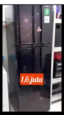 Lemari Es 2 Pintu Sharp
