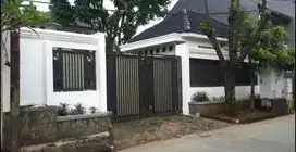 RUMAH DI BAWAH PASARAN DI JAGAKARSA JAKARTA SELATAN
