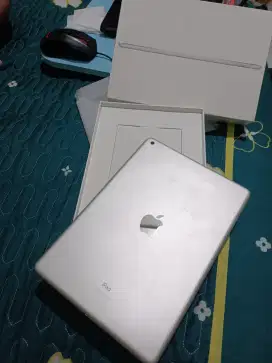 Ipad 9 / 256 GB FULL SET