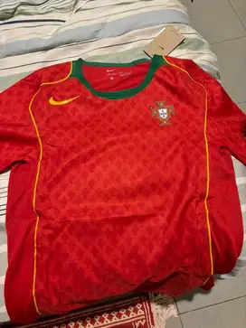 BNWT: Portugal 2004 Reissue [Rare] collector item