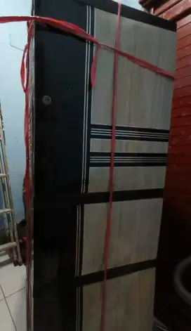 Dijual Lemari Baju Susun Tiga Second Masih Bagus