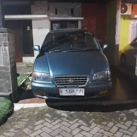 Hyundai Trajet 2000 Bensin