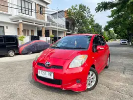 YARIS E MATIC 2012
