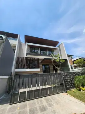 BEST DEAL! DIJUAL RUMAH MEWAH CITRALAND BGI DOUBLE WAY BARU GRES BAGUS
