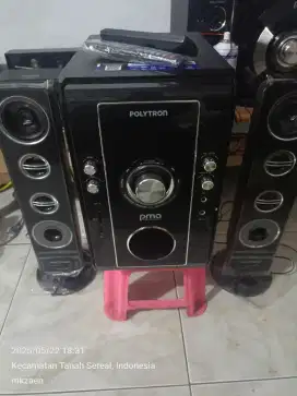 Speaker aktif Polytron