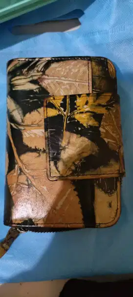 dompet lipat PL kulit asli muat 15 kartu