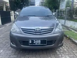 Kijang Inova G 2011 Abu metalim