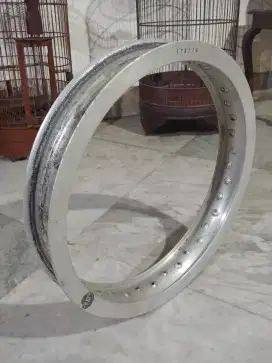 Velg Aluminium 215 R17