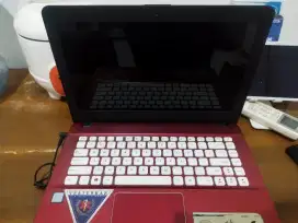Laptop Asus X441 Second