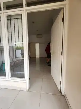 Dijual rumah 1 lantai lokasi di Ciputat Tangerang Selatan