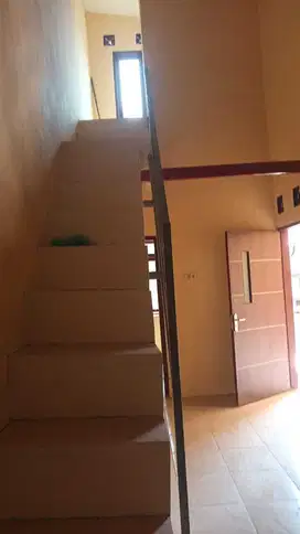 Rumah murah tingkat,dekat dengan jalan provinsi