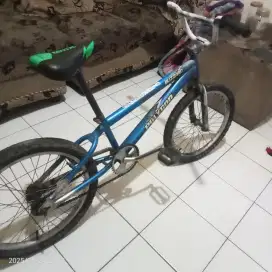 Jual sepeda BMX Polygon uk 20.
