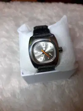 Jam Tangan Pria Vintage Diese*  Tipe DZ2066 Big Apple