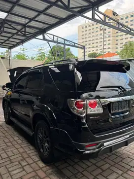 Toyota Fortuner VNT G TRD