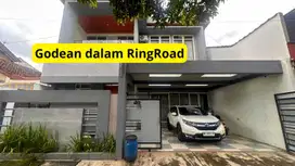 Rumah Jalan Godean Dalam Ring Road Tanah Luas 2 Lantai