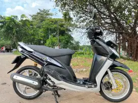 Yamaha Mio tahun 2009 pajak panjang siap pakek