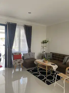 Dijual Rumah Mewah Minimalis full Furnish Lokasi di Podomoro Park