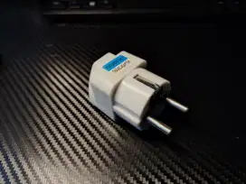 Travel Adapter Steker