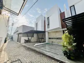 RUMAH SIAP HUNI PERMATA TIMUR 1 PONDOK KELAPA KONSEP MODERN MINIMALIS