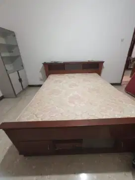 Dijual ranjang dipan kayu jati dan kasur
