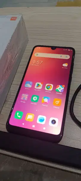 Xiaomi Redmi 7 3/32 Black bekas Garansi TAM (beli dari baru)
