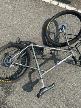 commuterbike frame custom