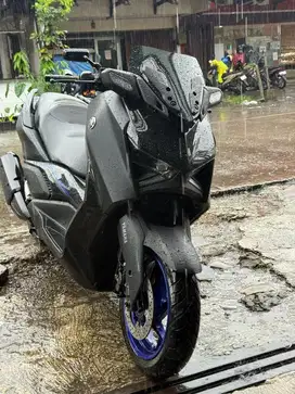 For Sell Yamaha Xmax Thn 2024 km 2000