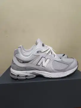 New balance (NB) 2002r ukuran 46.5 grey ori pembelian di new balance