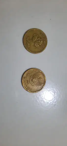 Uang koin /logam 500 rupiah bunga melati 1992