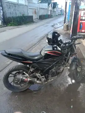 CB 150 R FIREBLADE