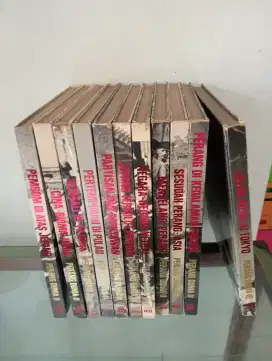 Di Jual buku seri Perang Dunia 2 time life